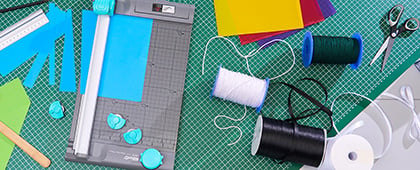 Material de manualidades para proyectos creativos