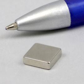 Imanes rectangulares de neodimio, niquelado 10 x 10 mm | 3 mm