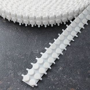 Puntos adhesivos de espuma de doble cara, 2 mm de espesor, fuerte/fuerte 10 mm | 2.500 STK