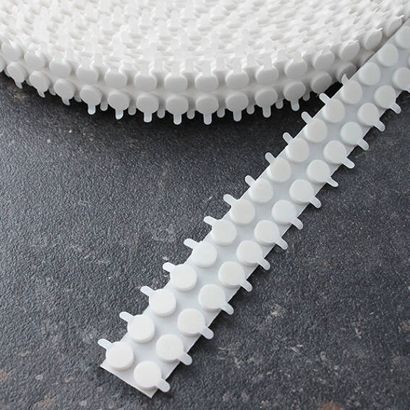 Puntos adhesivos de espuma de doble cara, 2 mm de espesor, fuerte/fuerte 10 mm | 2.500 STK
