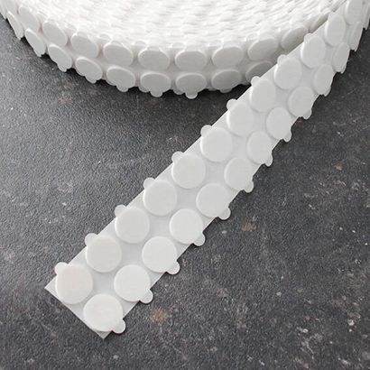Puntos adhesivos de espuma de doble cara, 2 mm de espesor, fuerte/fuerte 30 mm | 1.000 STK