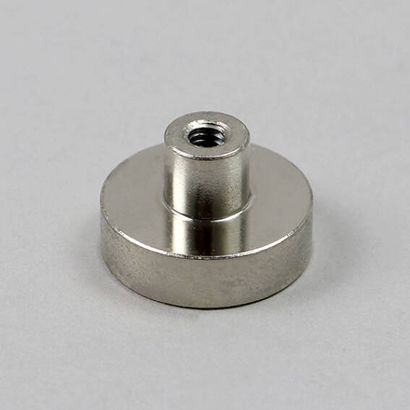 Imán de base con casquillo roscado, neodimio 20 mm | niquelado 