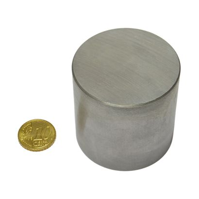 Bases magnéticas cilíndricas de AlNiCo con carcasa lisa 50 mm