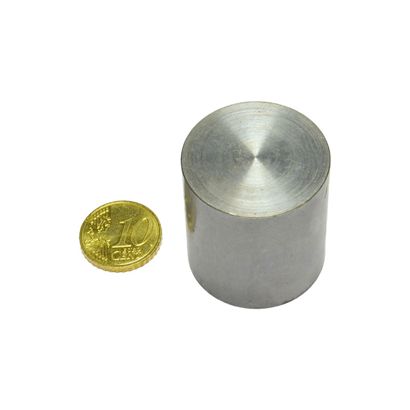 Bases magnéticas cilíndricas de neodimio con carcasa lisa 32 mm