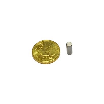 Bases magnéticas cilíndricas de neodimio con carcasa lisa 4 mm
