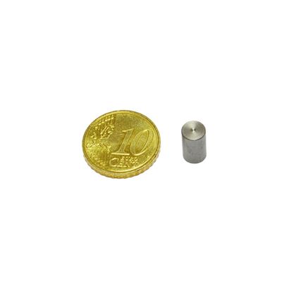 Bases magnéticas cilíndricas de neodimio con carcasa lisa 6 mm