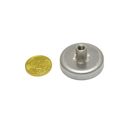 Bases magnéticas de ferrita con casquillo roscado 32 mm | 16 mm | null